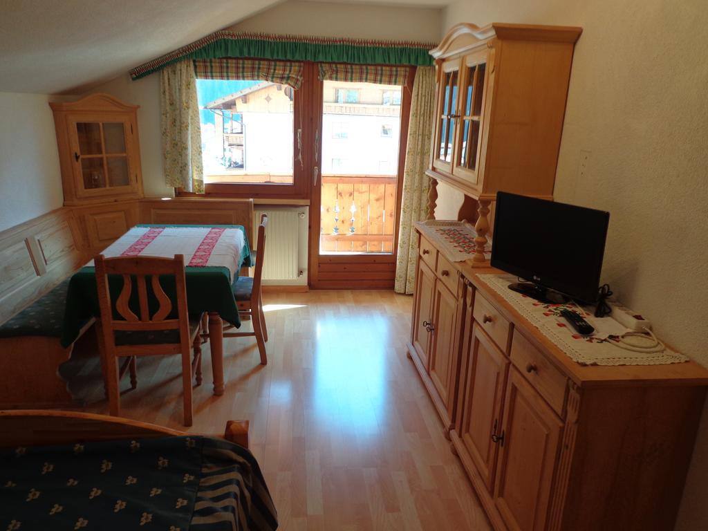 Ferienwohnung Sterzingerhof Neustift im Stubaital Zimmer foto